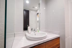 thumbnail: Bathroom sink