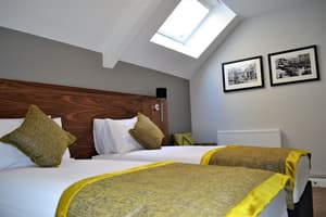 thumbnail: Room