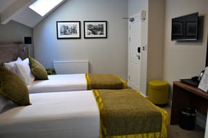 thumbnail: Room
