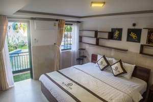 thumbnail: Room
