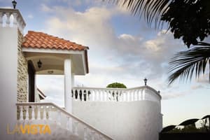thumbnail: Terrace/patio