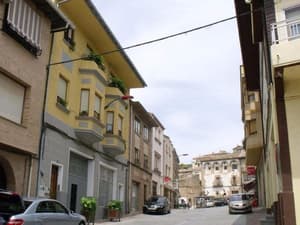 thumbnail: Front of property