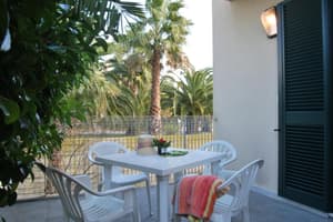 thumbnail: Balcony