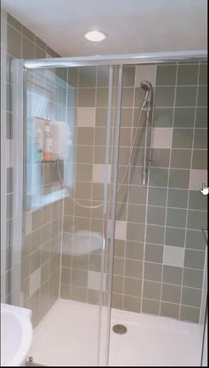 thumbnail: Bathroom shower