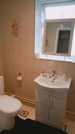 thumbnail: Bathroom