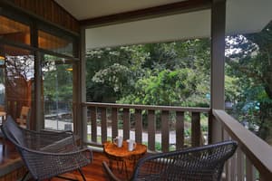 thumbnail: Property grounds