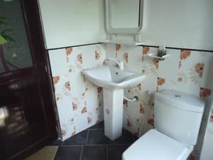 thumbnail: Bathroom sink