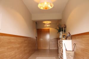 thumbnail: Interior entrance