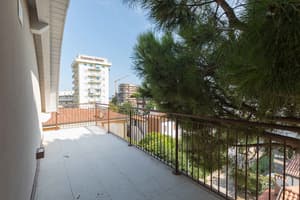 thumbnail: Terrace/patio