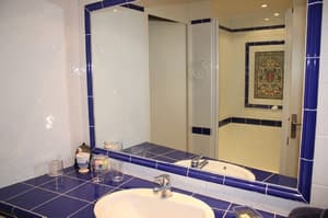 thumbnail: Bathroom sink
