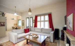 thumbnail: Living area