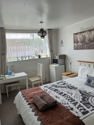 thumbnail: Room