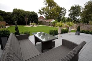 thumbnail: General view