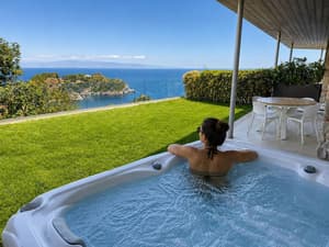 thumbnail: Private spa tub