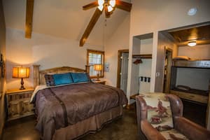 thumbnail: Rooms