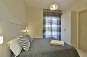 thumbnail: General view