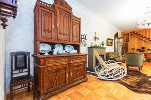 thumbnail: Interior