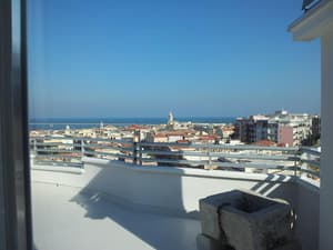 thumbnail: Balcony