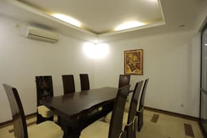 thumbnail: Breakfast area