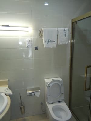 thumbnail: Bathroom
