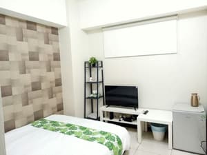 thumbnail: Bathroom amenities