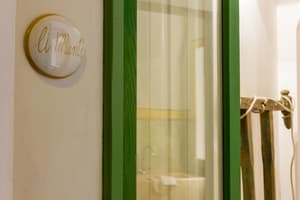 thumbnail: Room amenity