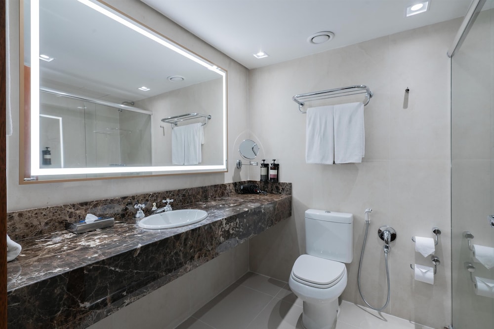 Bathroom shower