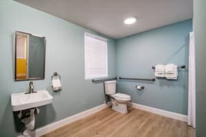 thumbnail: Bathroom