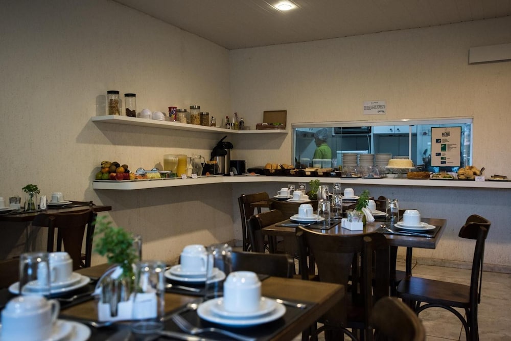 Restaurant-cafeteria