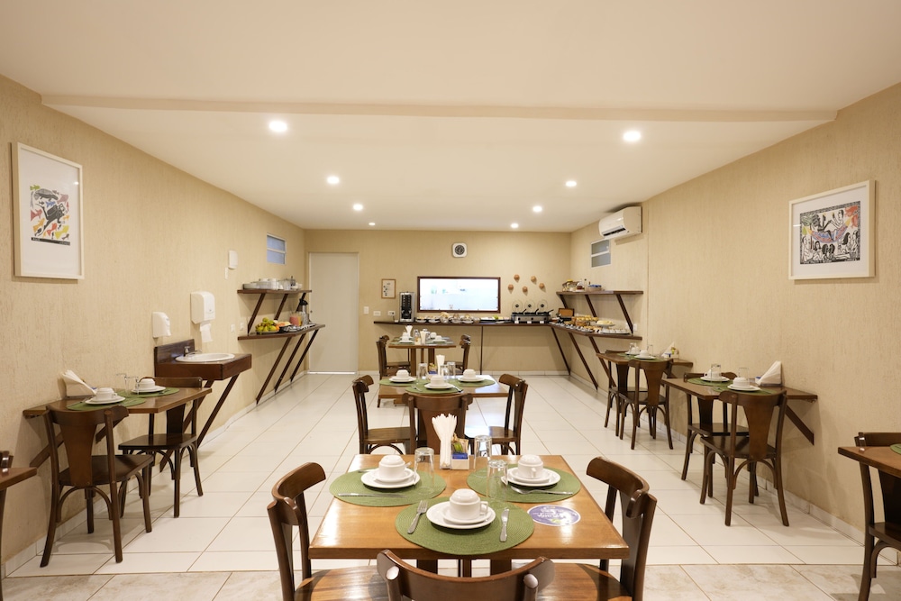 Restaurant-cafeteria