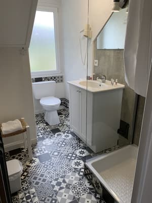 thumbnail: Bathroom