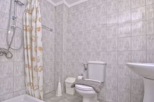 thumbnail: Front of property