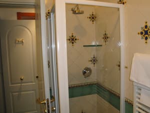 thumbnail: Bathroom shower