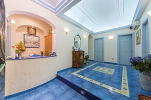 thumbnail: Interior