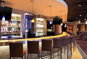 thumbnail: Bar (on property)
