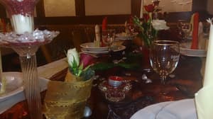 thumbnail: Family dining