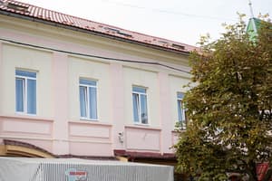 thumbnail: Exterior detail