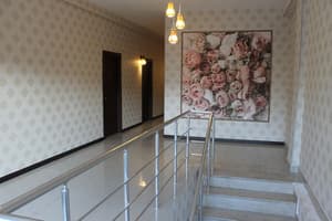 thumbnail: Hallway