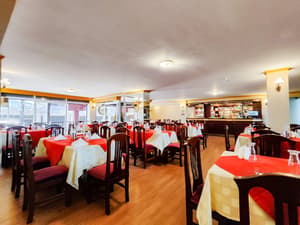 thumbnail: Restaurant
