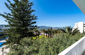 thumbnail: Balcony view