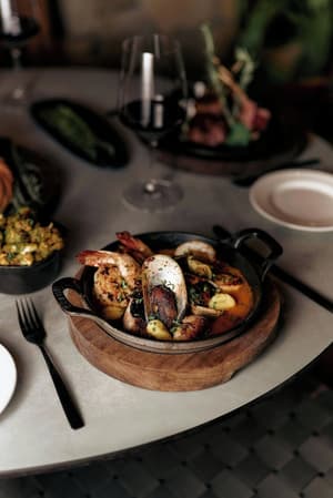 thumbnail: Restaurant