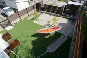 thumbnail: Courtyard