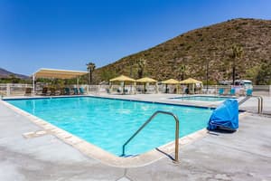 thumbnail: Outdoor pool