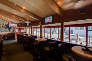 thumbnail: Restaurant