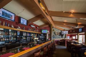thumbnail: Bar (on property)