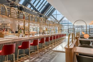 thumbnail: Bar (on property)