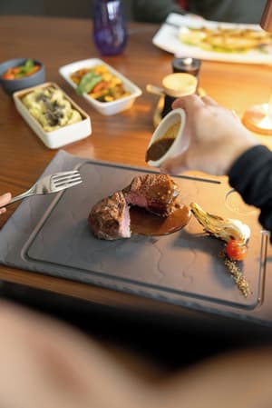 thumbnail: Restaurant