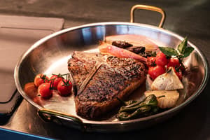 thumbnail: Restaurant