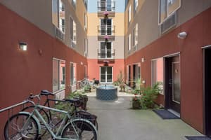thumbnail: Courtyard