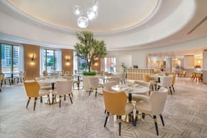 thumbnail: Restaurant